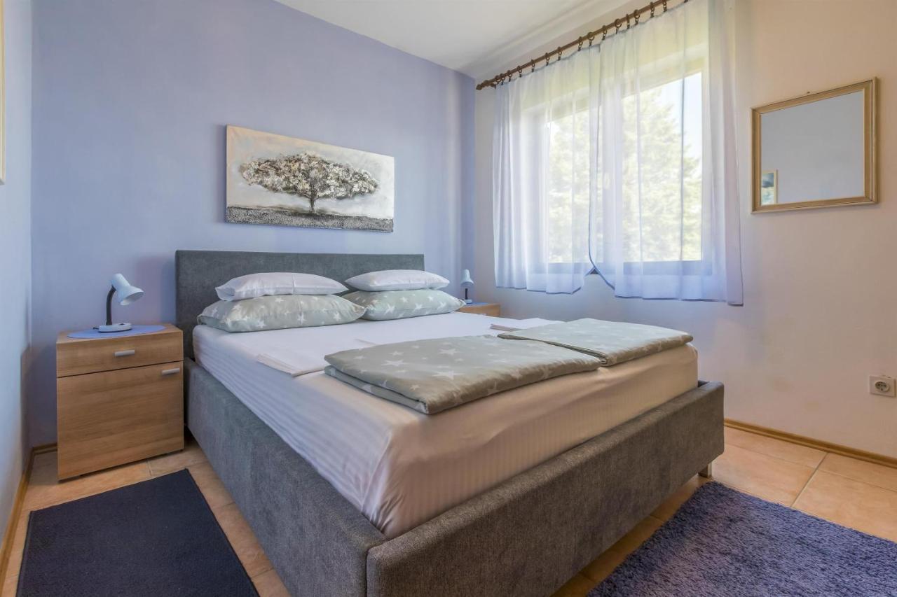 Apartments Dragica Dramalj Eksteriør billede