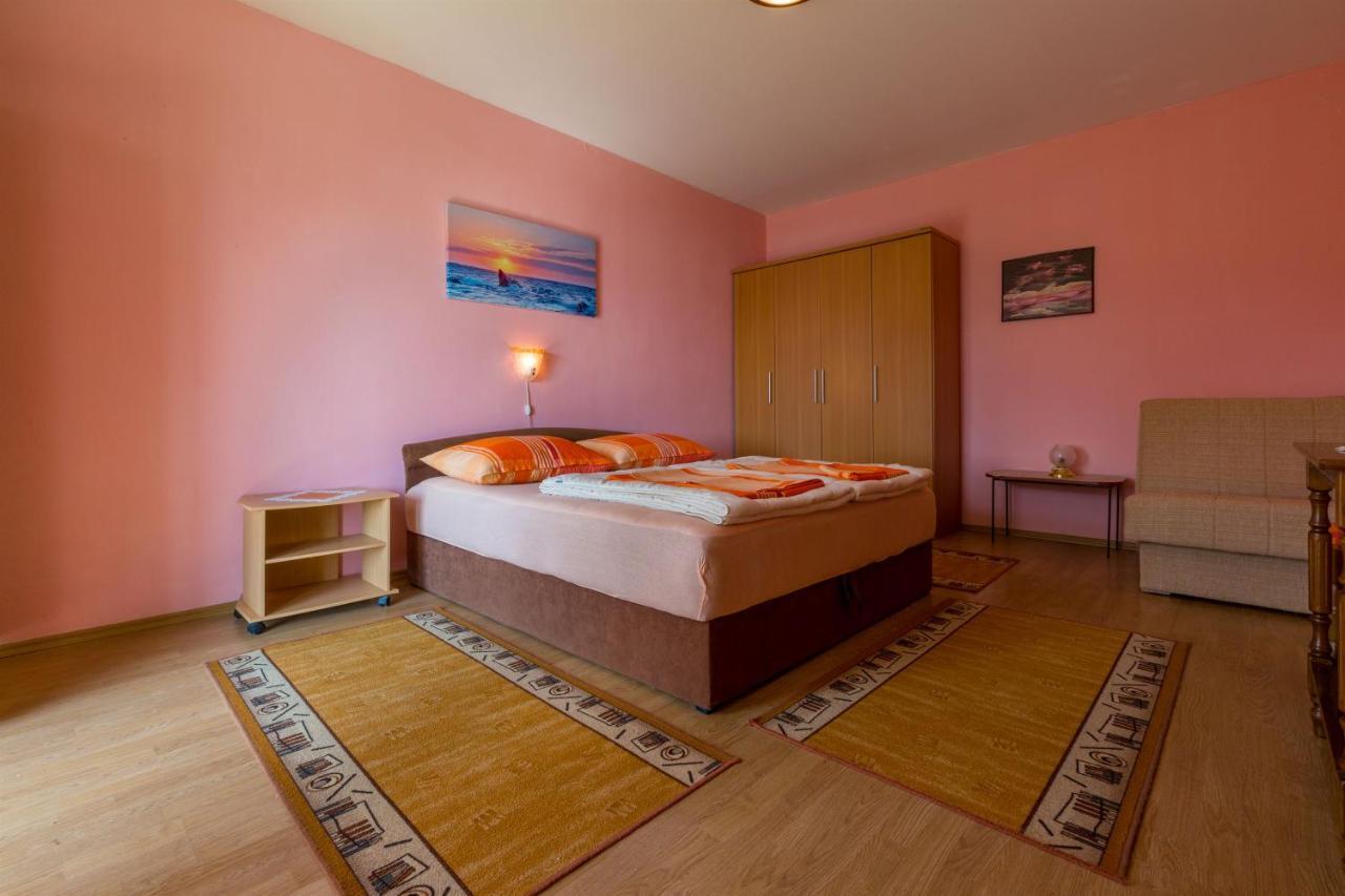 Apartments Dragica Dramalj Eksteriør billede